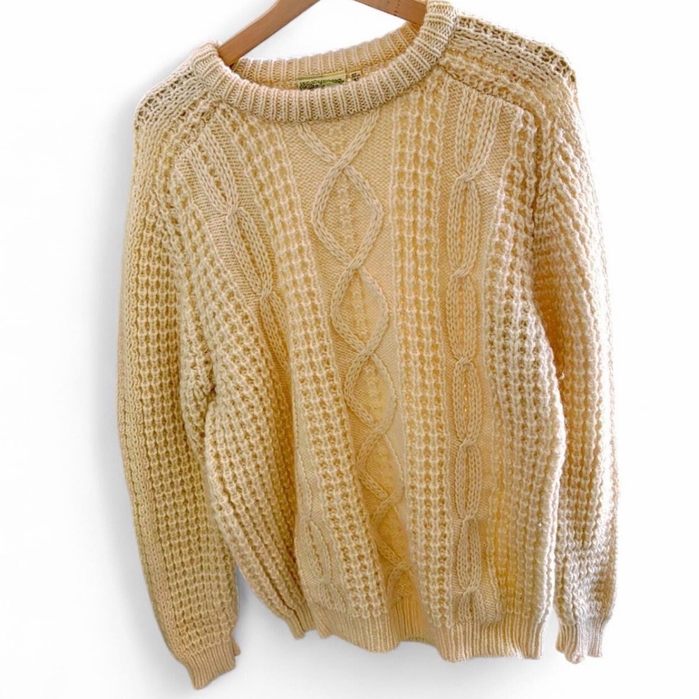 Vintage 1980s Gaeltarra 100% Wool Fisherman Sweater